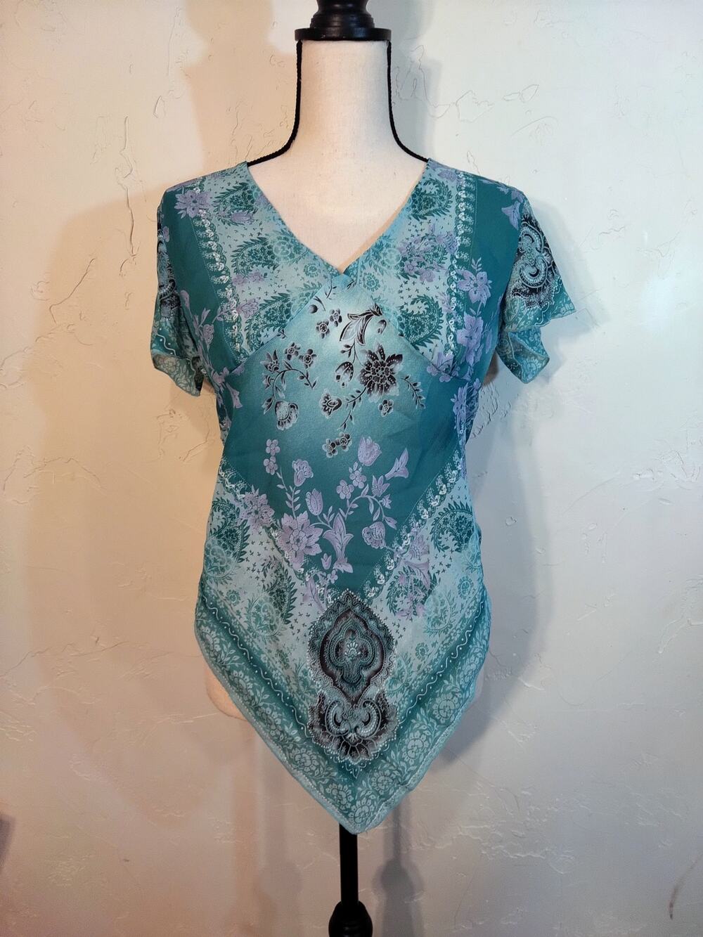 A. Byer Vintage 90s Y2K Top